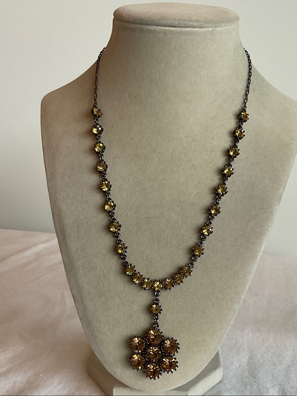 Flower Rhinestone Necklace